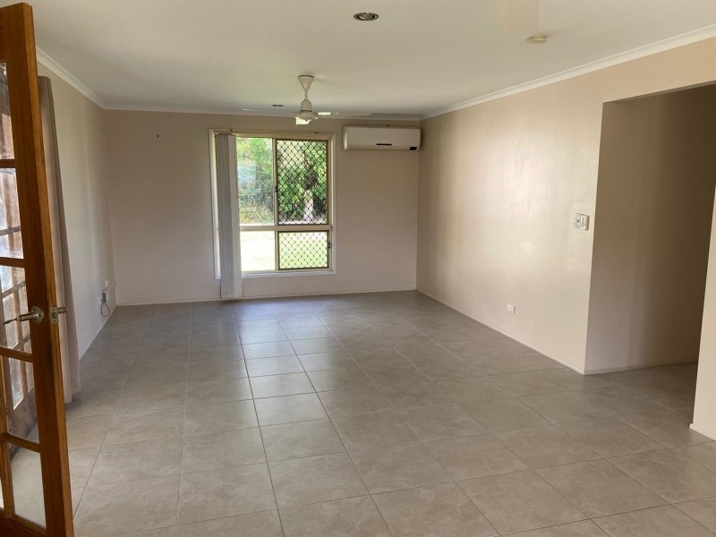 7 Carol Court, Sarina QLD 4737