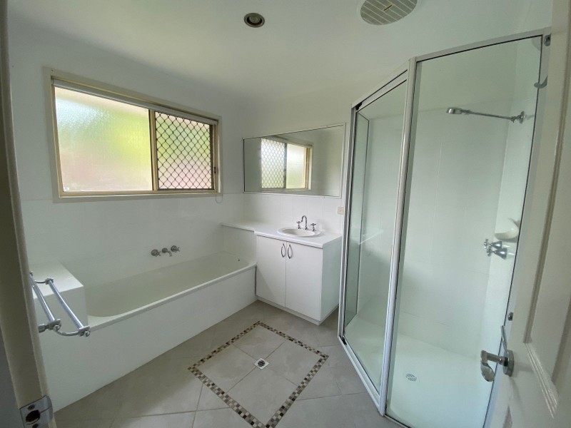 7 Carol Court, Sarina QLD 4737