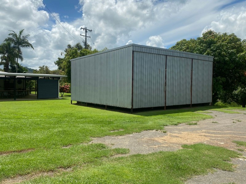 141 Venton Road, Sarina QLD 4737