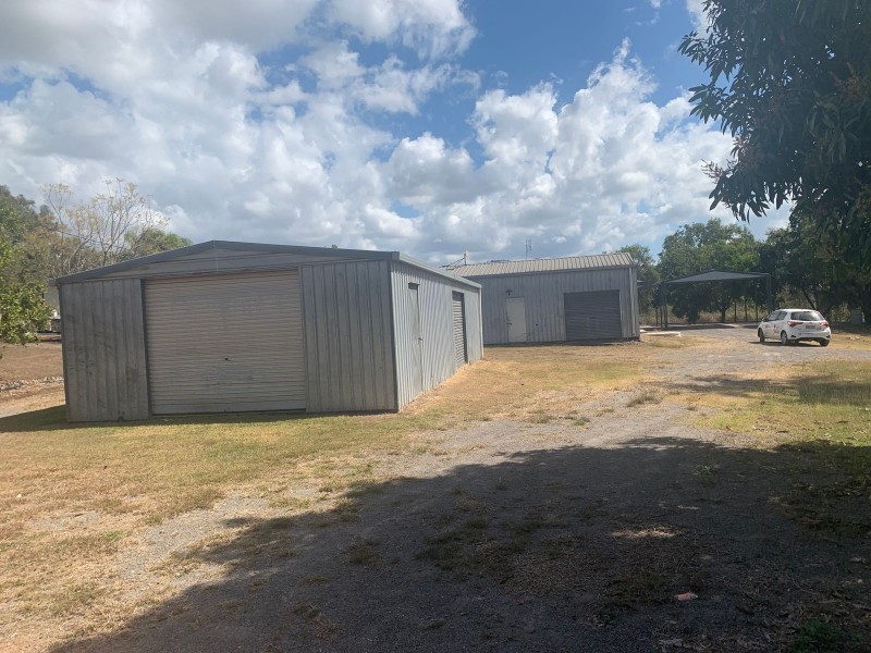 2 Blakeley Road, Sarina QLD 4737