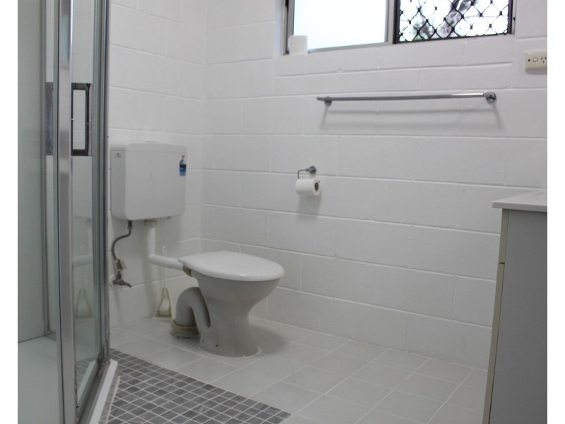 1/77 Windsor Drive, Hay Point QLD 4740