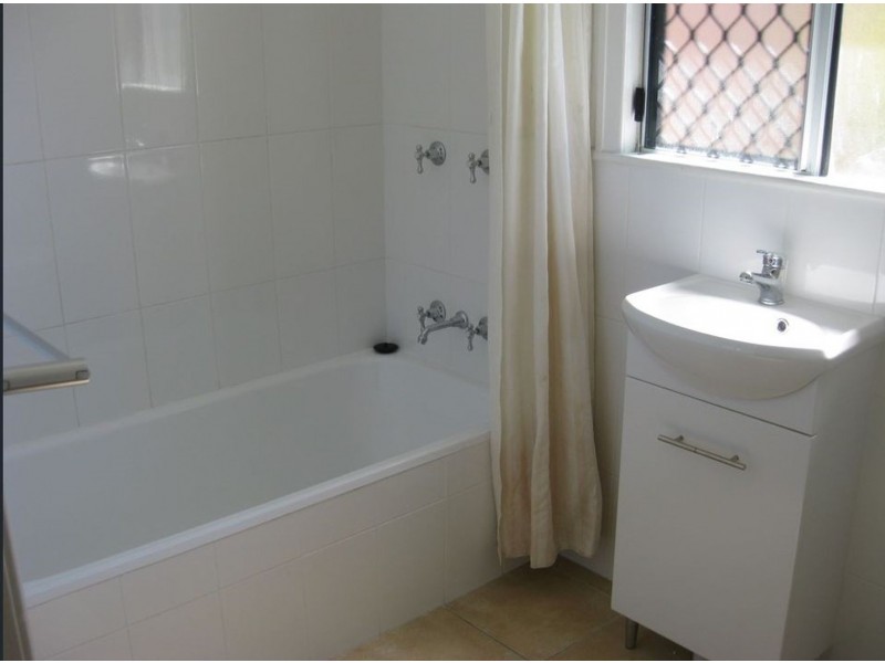 2/107 Grendon Street, North Mackay QLD 4740