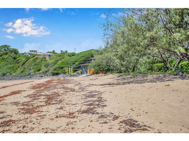 2/42 Brooksfield Drive, Sarina Beach QLD 4737