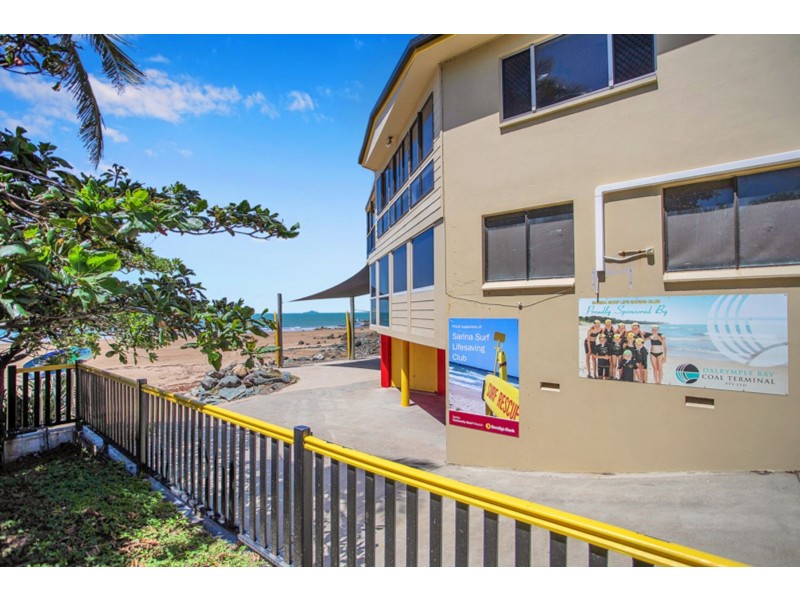 2/42 Brooksfield Drive, Sarina Beach QLD 4737