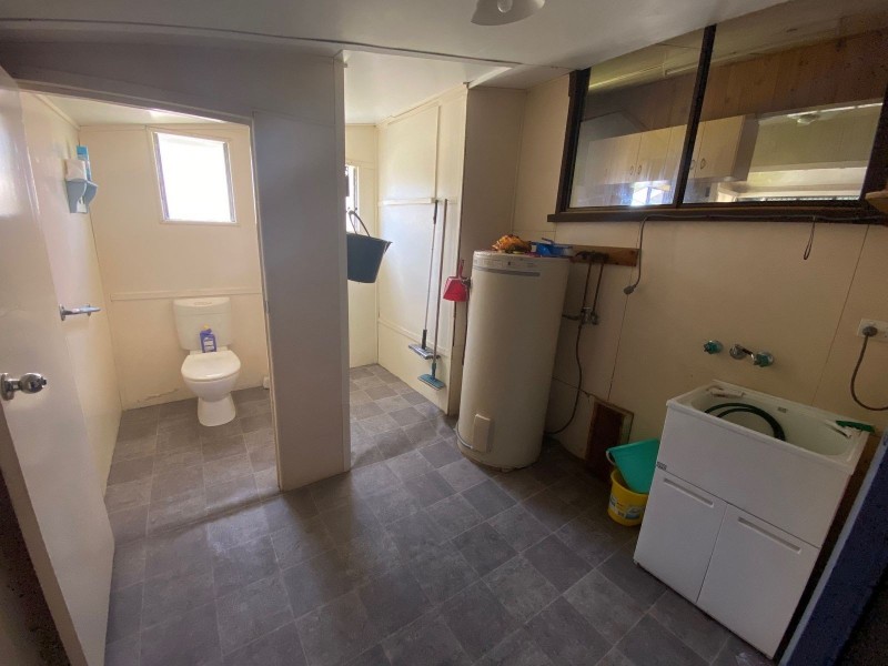 3 Brooks Road, Sarina QLD 4737
