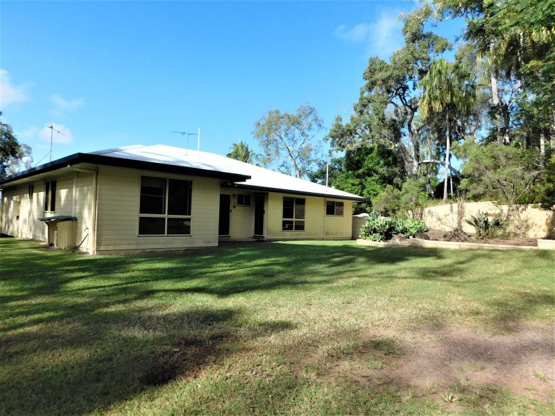 358 Sarina Beach Road, Sarina QLD 4737