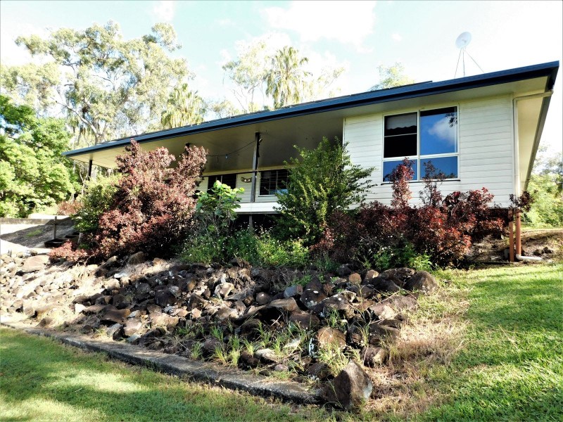 358 Sarina Beach Road, Sarina QLD 4737