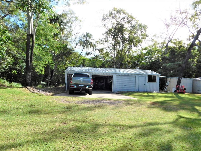 358 Sarina Beach Road, Sarina QLD 4737