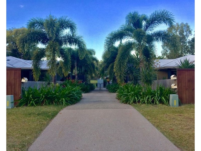 136 Waverley Street, Bucasia QLD 4750