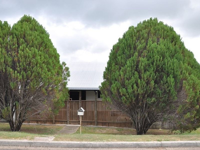 13 Hill Street, Sarina QLD 4737