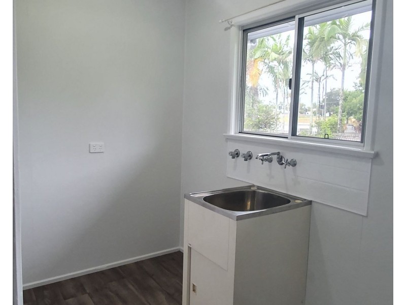 81 Broad Street, Sarina QLD 4737