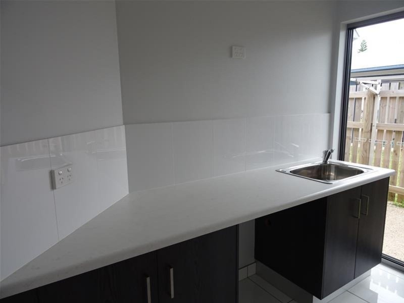 54 Rasmussen Avenue, Hay Point QLD 4740
