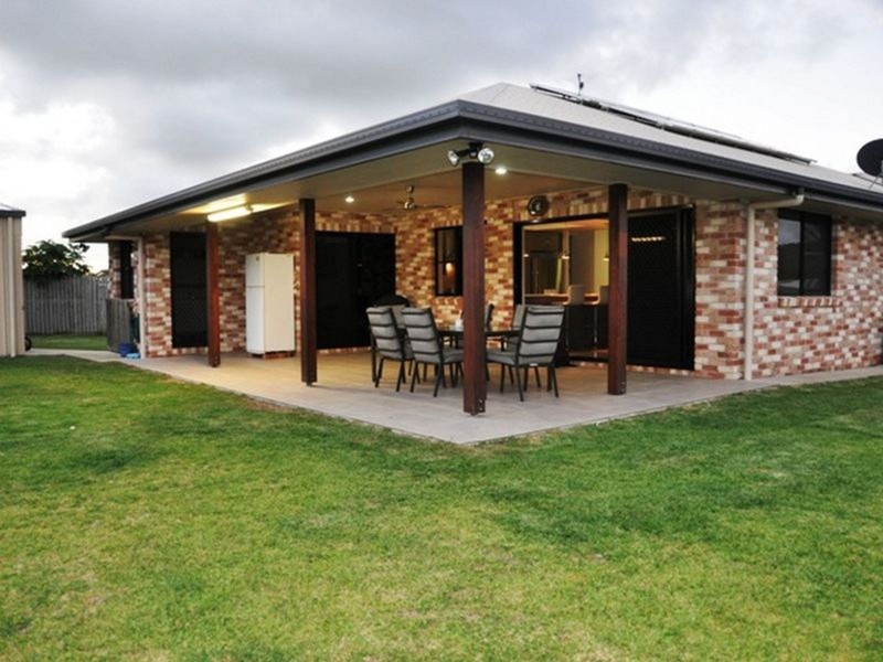 4 Reef Drive, Sarina QLD 4737