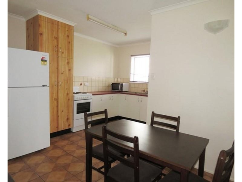 4/2A McCarthy Street, Hay Point QLD 4740