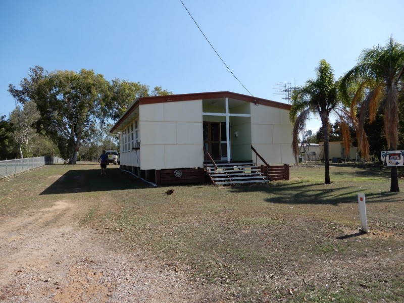 4 Macartney Street, St Lawrence QLD 4707