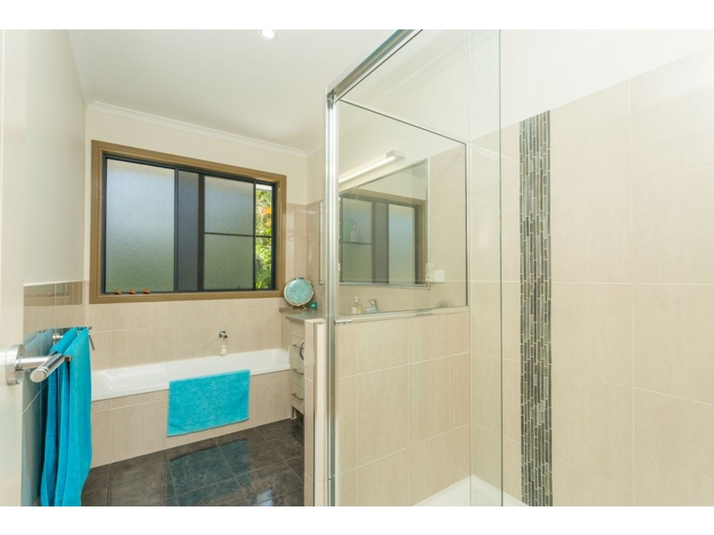 23 Gladstone Street, Eimeo QLD 4740