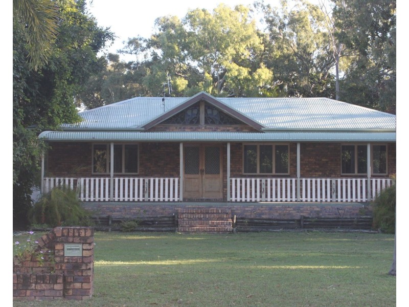 51 Edmunds Avenue, Hay Point QLD 4740