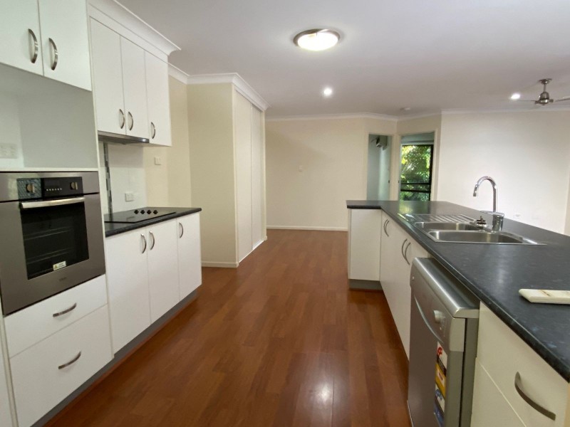 4 Mary Street, West Mackay QLD 4740