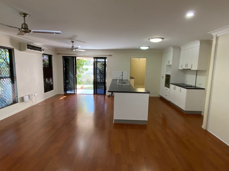 4 Mary Street, West Mackay QLD 4740