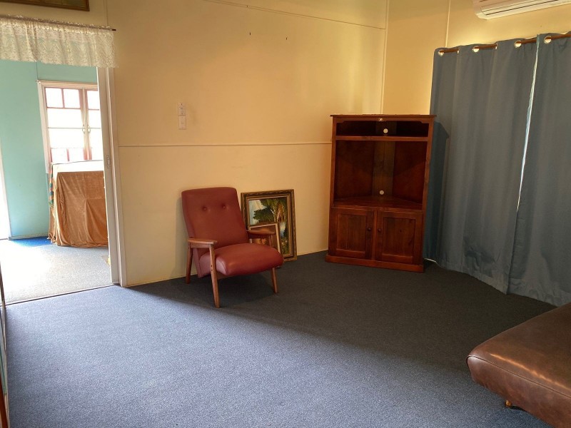 1 Matthews Street, Sarina QLD 4737