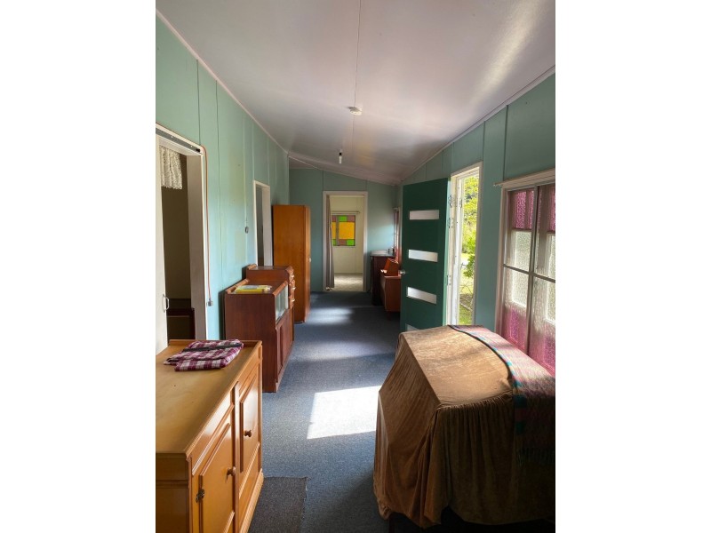 1 Matthews Street, Sarina QLD 4737