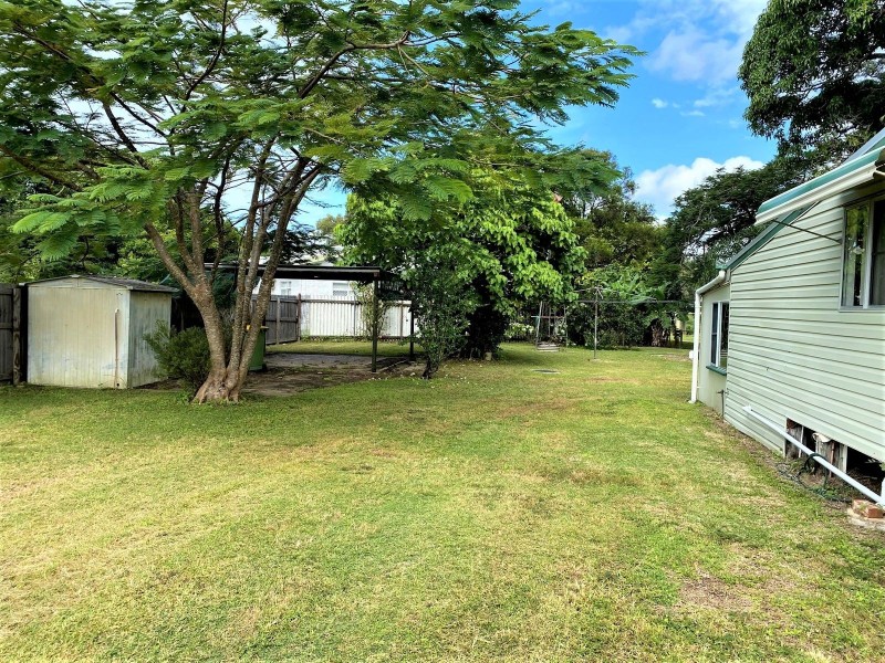 1 Matthews Street, Sarina QLD 4737