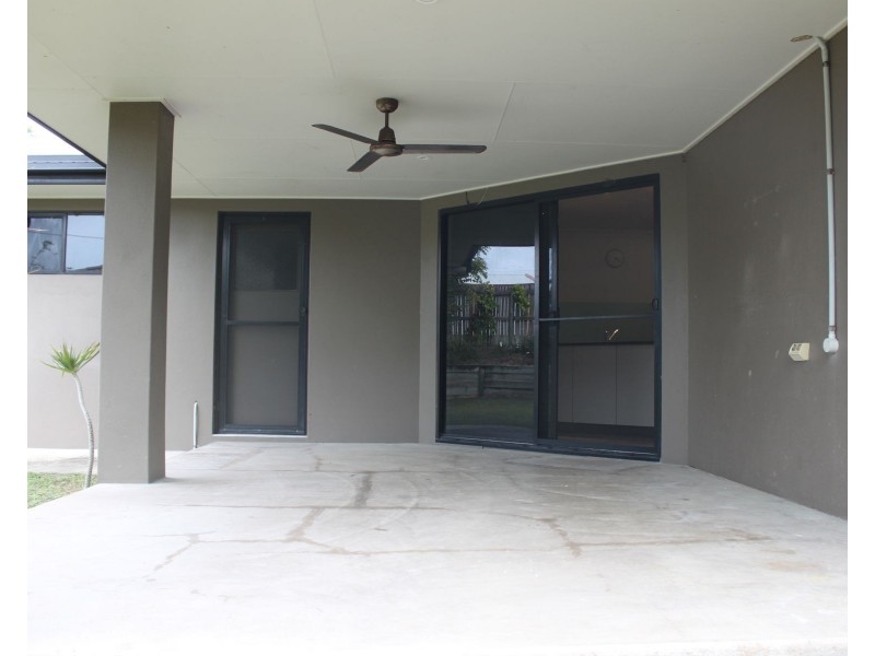 43 Pacific Drive, Hay Point QLD 4740