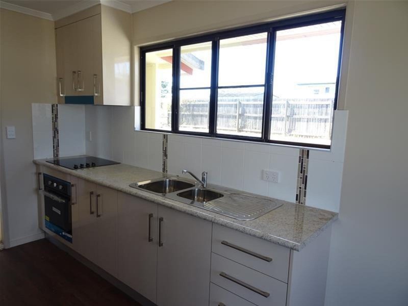 15 Utah Avenue, Sarina QLD 4737