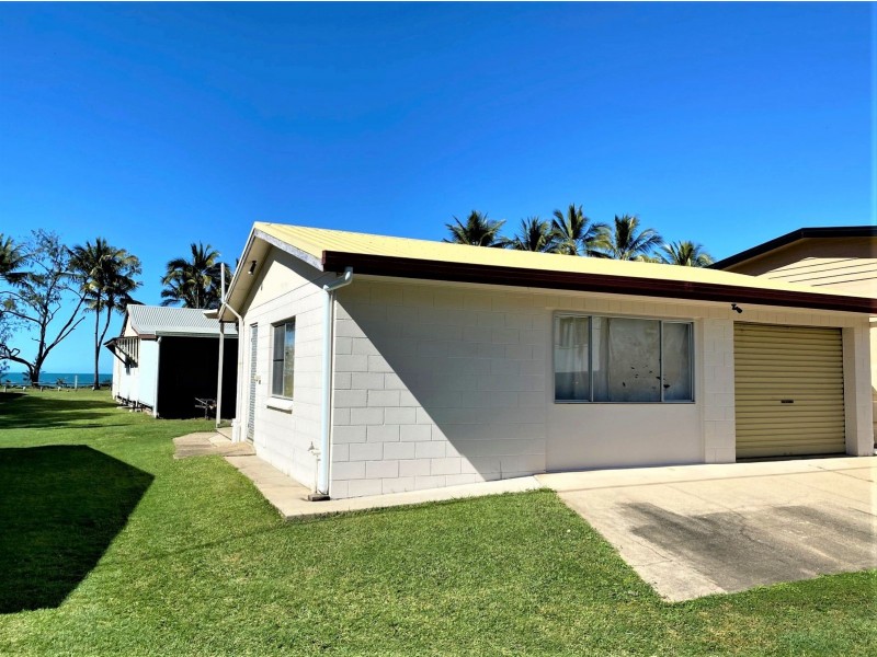 12 The Esplanade, Grasstree Beach QLD 4740