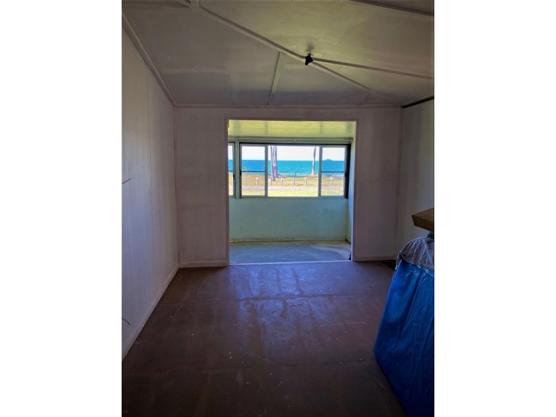 12 The Esplanade, Grasstree Beach QLD 4740