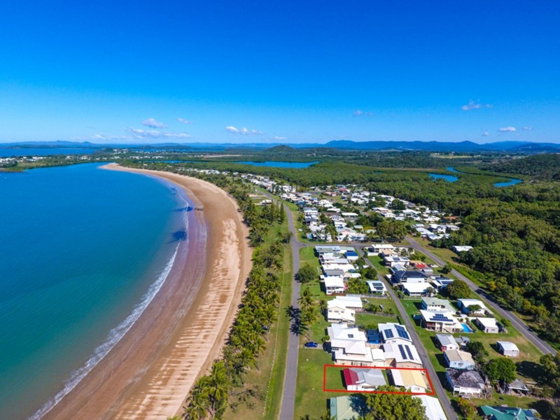 12 The Esplanade, Grasstree Beach QLD 4740