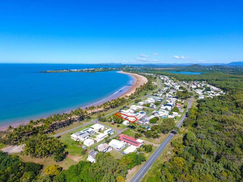 12 The Esplanade, Grasstree Beach QLD 4740