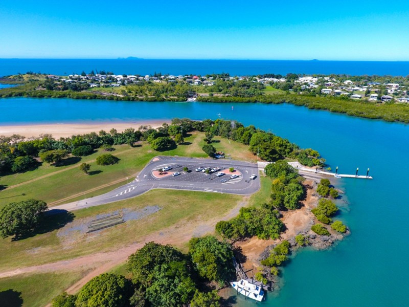 12 The Esplanade, Grasstree Beach QLD 4740