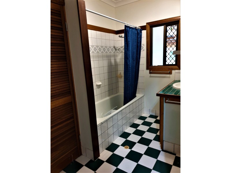 611 Miran Khan Drive, Freshwater Point QLD 4737