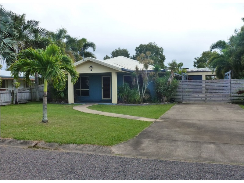 6 Brooksfield Drive, Sarina Beach QLD 4737
