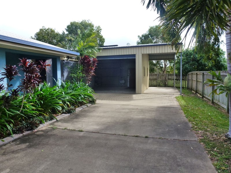 6 Brooksfield Drive, Sarina Beach QLD 4737