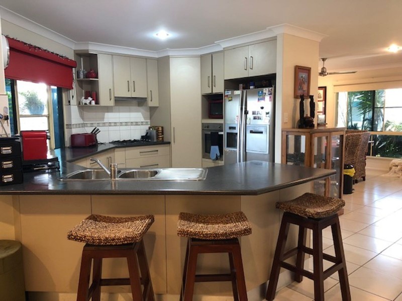6 Brooksfield Drive, Sarina Beach QLD 4737