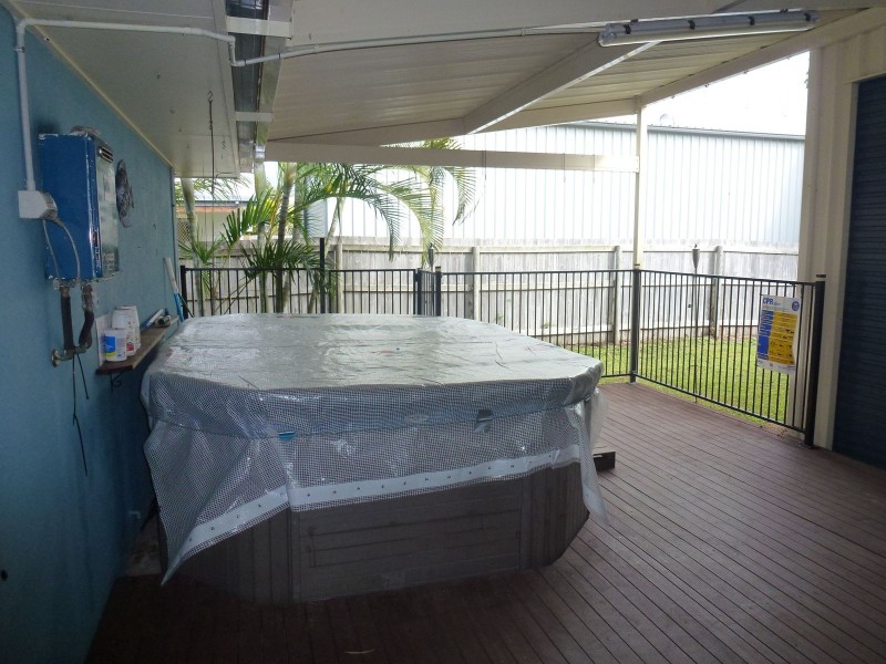 6 Brooksfield Drive, Sarina Beach QLD 4737
