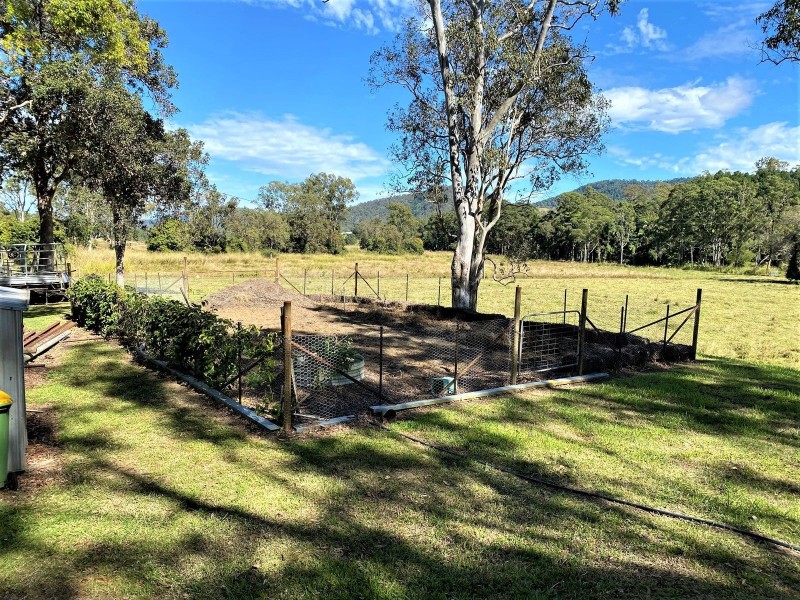 1587 Marlborough Sarina Road, Sarina Range QLD 4737