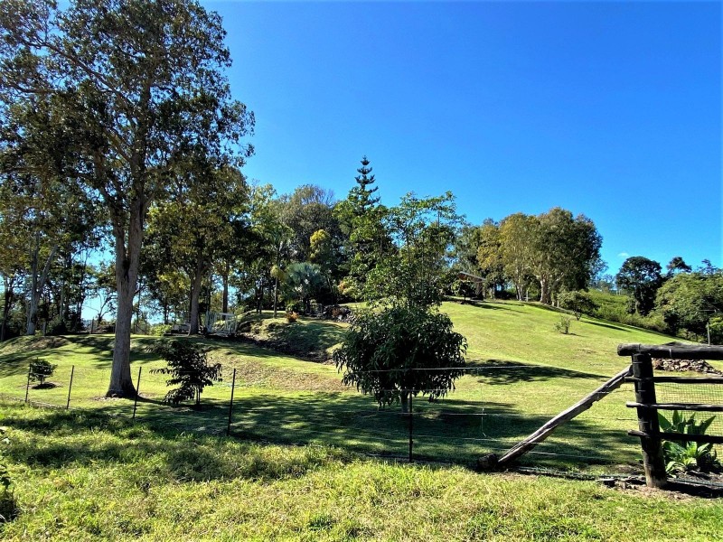 1587 Marlborough Sarina Road, Sarina Range QLD 4737