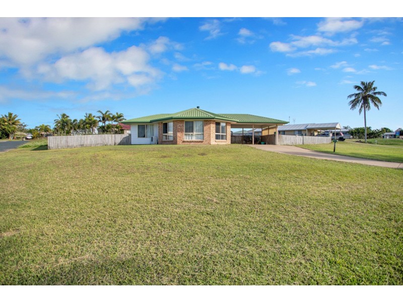 8 Peninsula Drive, Hay Point QLD 4740