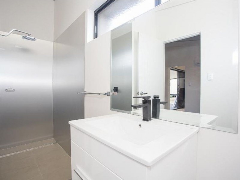 1/51 Kemmis Street, Nebo QLD 4742