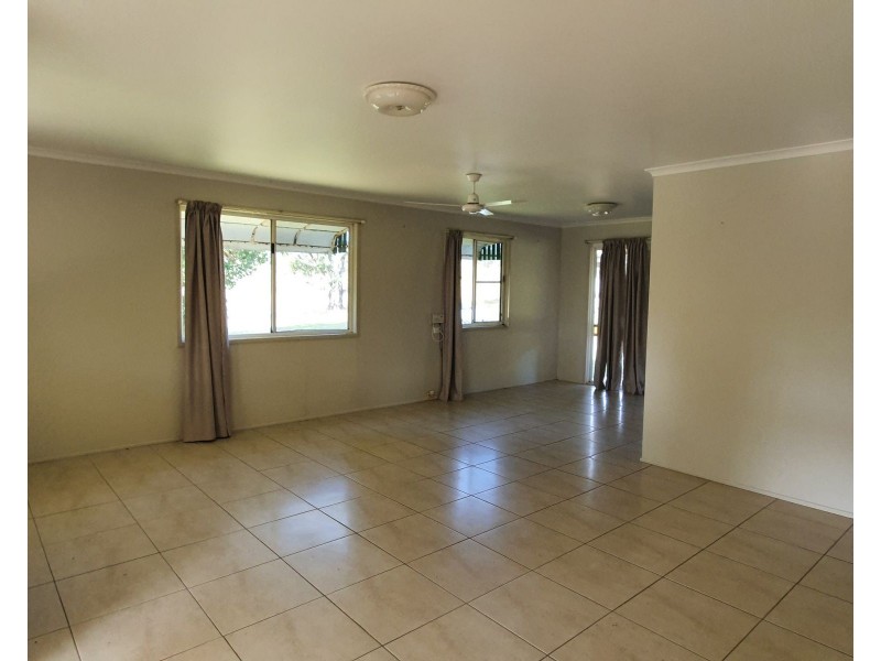 95 Ventons Road, Sarina QLD 4737