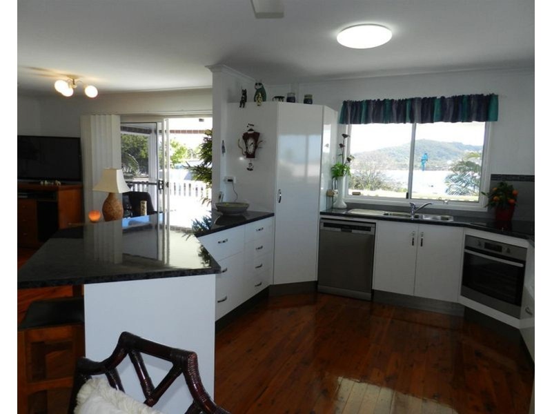 7 Cooper Avenue, Campwin Beach QLD 4737