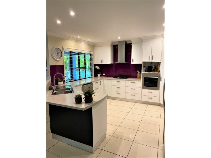 18 Brooksfield Drive, Sarina Beach QLD 4737