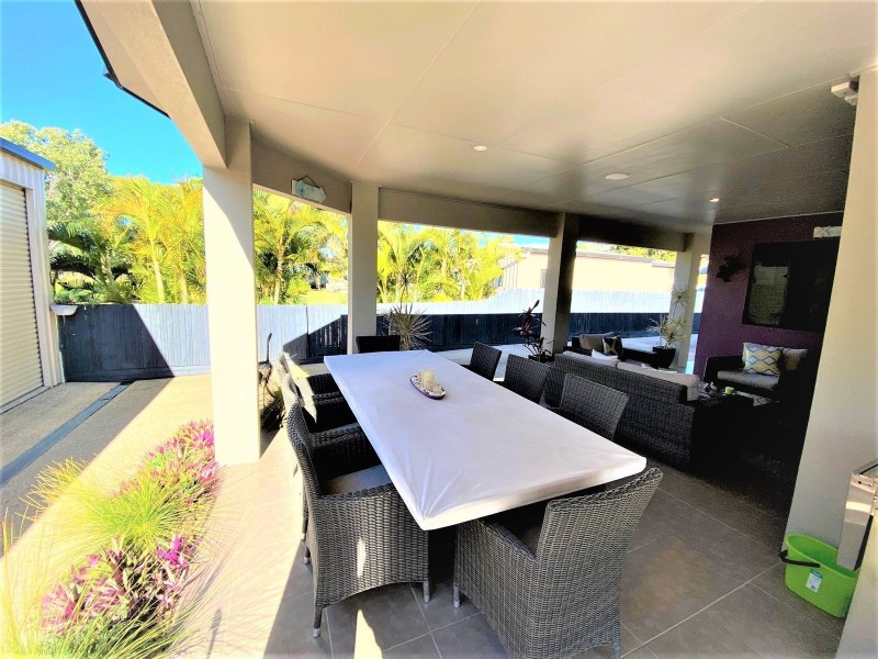 18 Brooksfield Drive, Sarina Beach QLD 4737