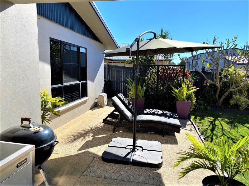 18 Brooksfield Drive, Sarina Beach QLD 4737