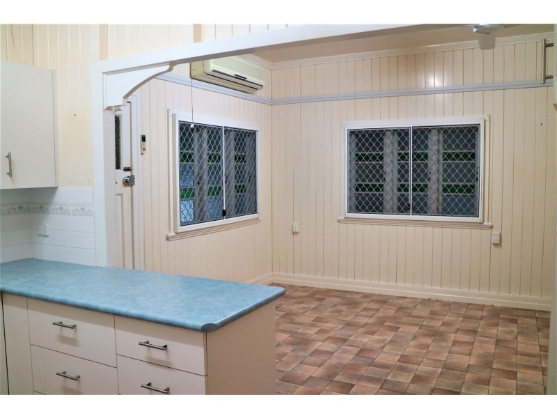 11 Tait Street, West Mackay QLD 4740