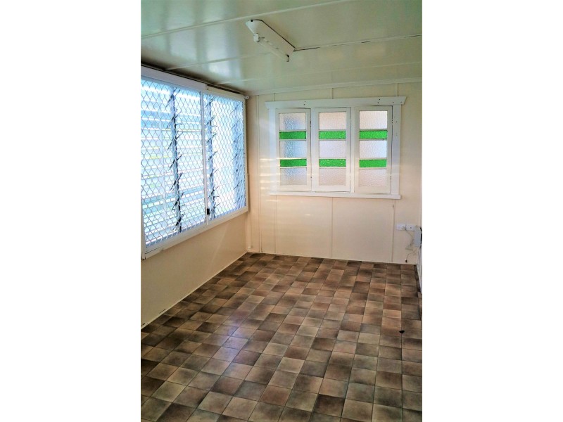 11 Tait Street, West Mackay QLD 4740