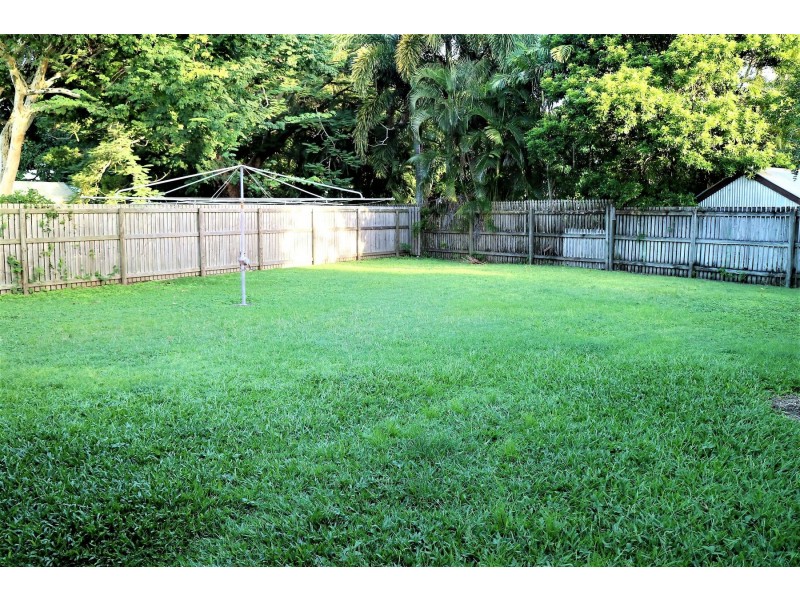 11 Tait Street, West Mackay QLD 4740